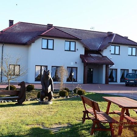 Hotel Monika Makow Mazowiecki Экстерьер фото