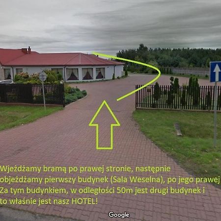 Hotel Monika Makow Mazowiecki Экстерьер фото